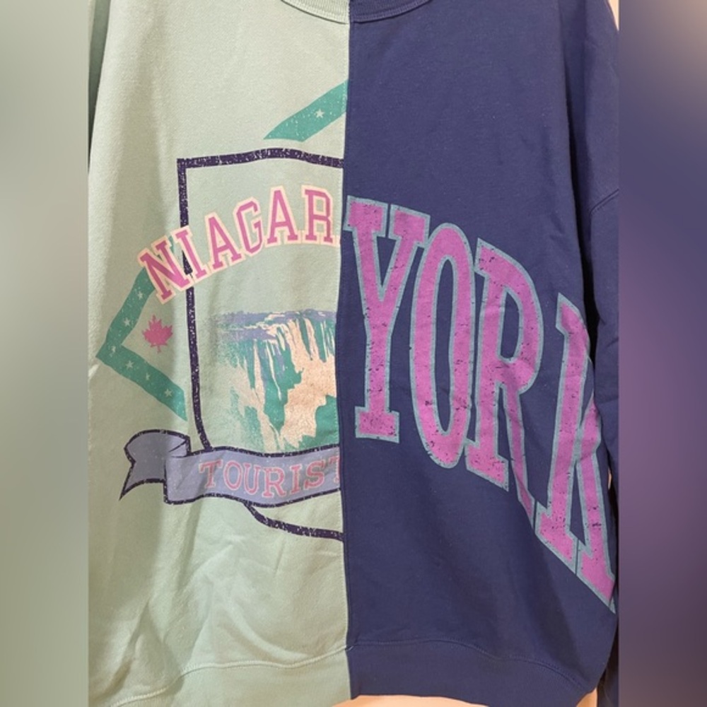 Wild Fable Two-Tone Niagara/York‎ Location Sweatshirt - Picture 3 of 9